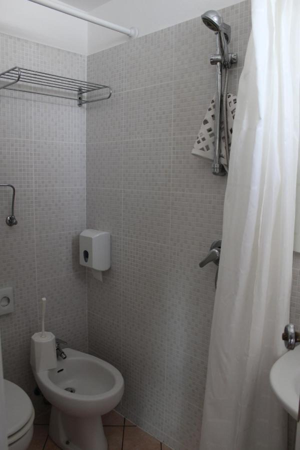 Hotel Mora Rimini Extérieur photo
